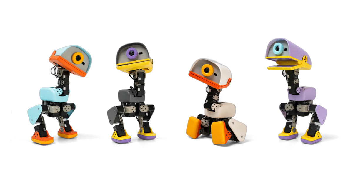 Четыре робота Microduck в цветах Cream, Graphite, Lavender и Sky